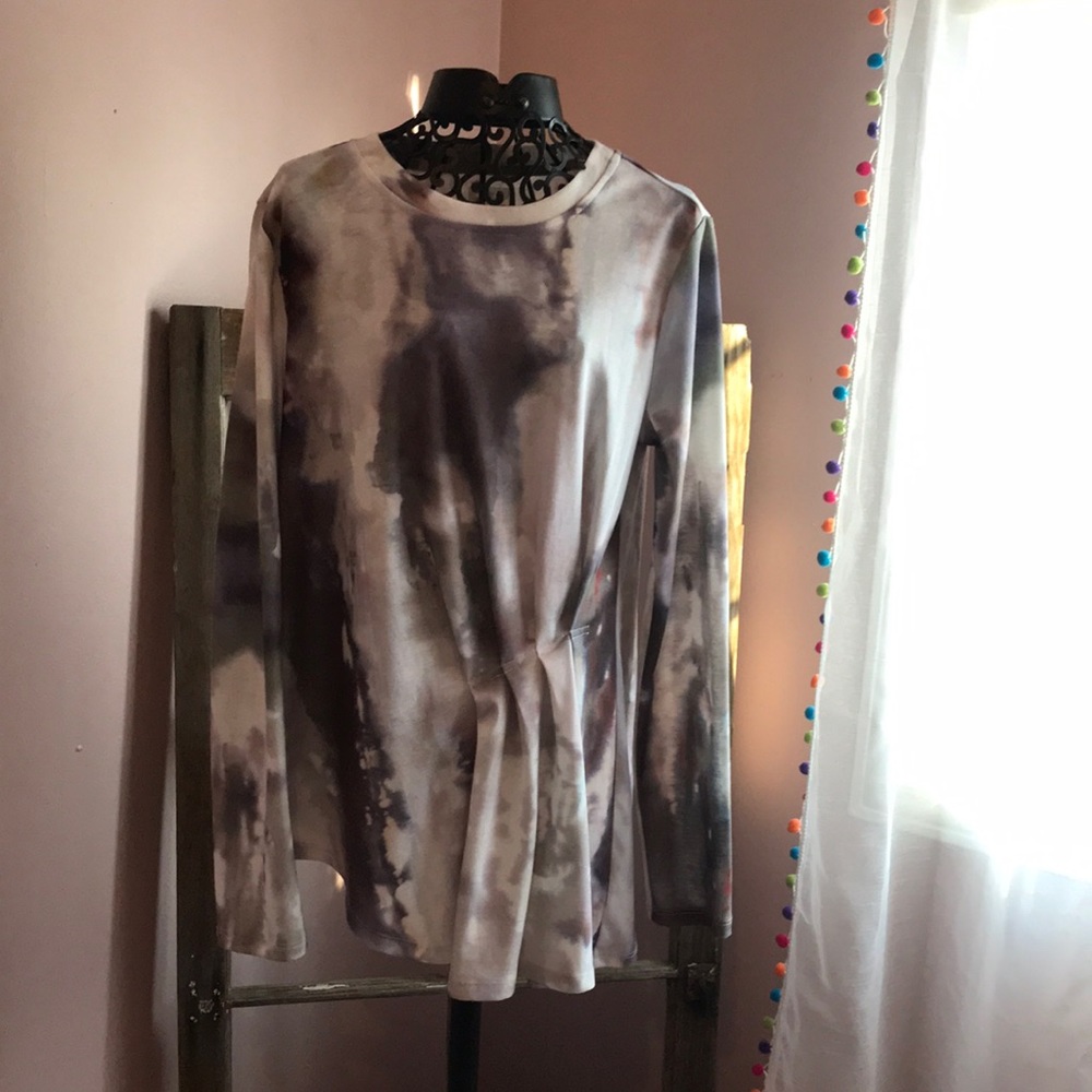Womens top size small by b New York